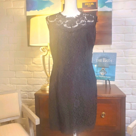 Neiman Marcus Dress - Picture 1 of 4